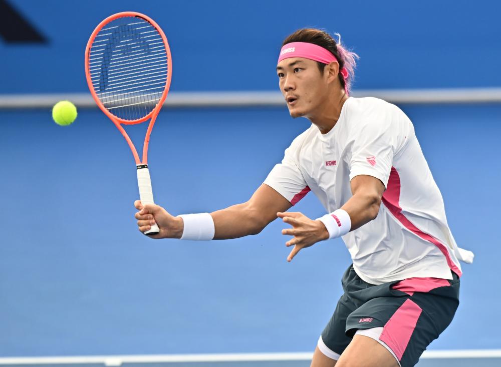 世体：莱万多夫斯基点亮纽约帝国大厦，以庆祝波兰独立日