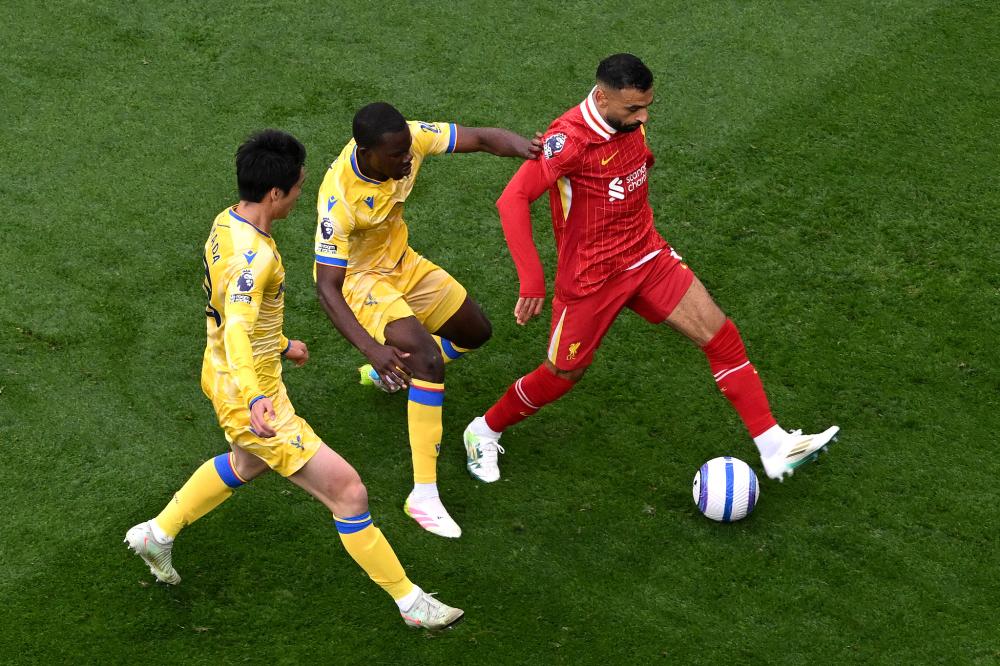 当孔德梅开二度帮助巴萨反超比分时，法兰克福球迷彻底炸了